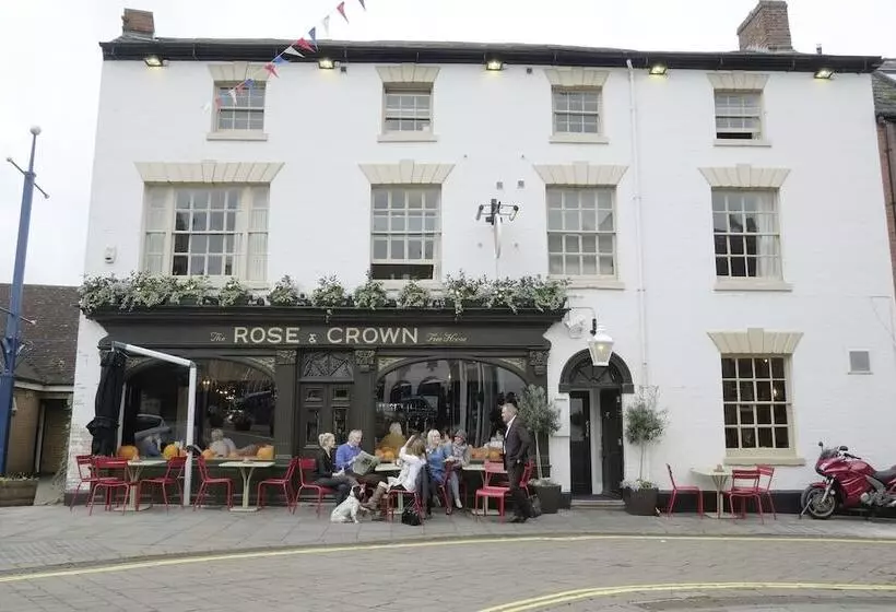 Hostelli The Rose And Crown