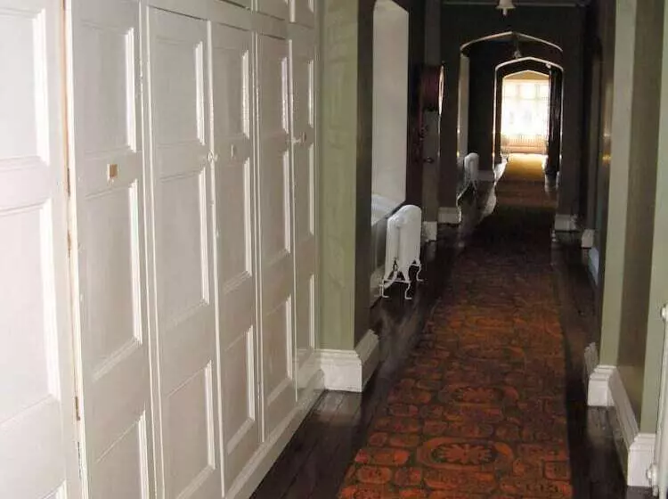 Hotelli Gregynog Hall