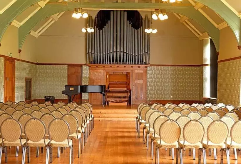Hotelli Gregynog Hall