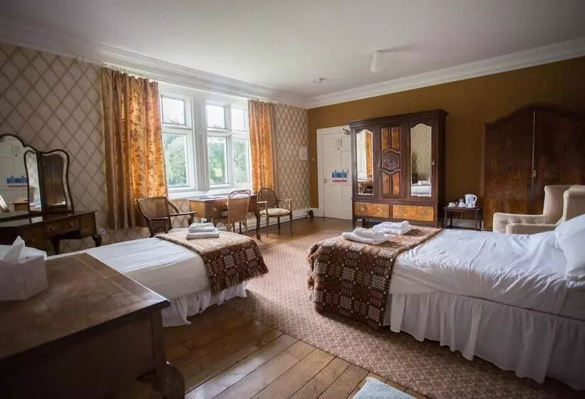 Hotelli Gregynog Hall