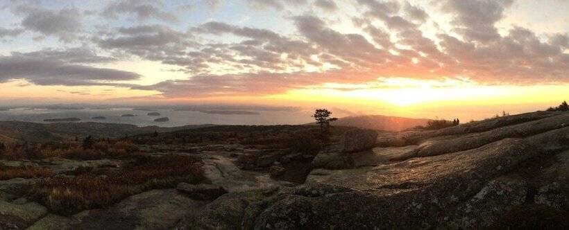 בית מלון כפרי Island Place