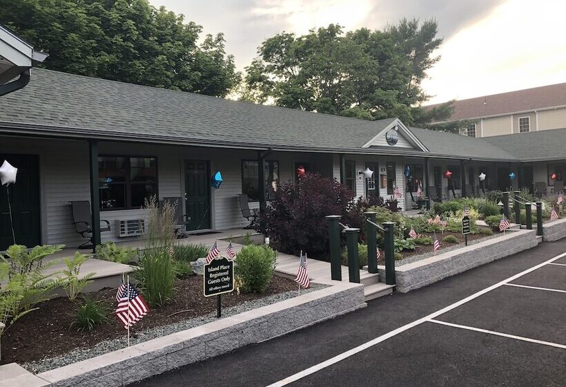 בית מלון כפרי Island Place