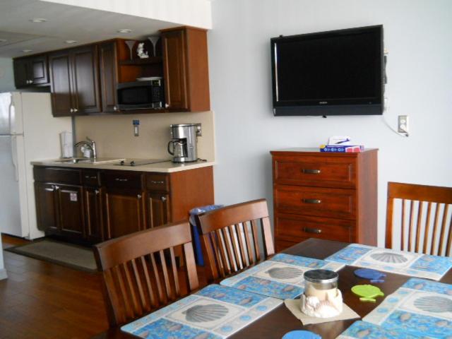 Le Boot Oceanfront Suites