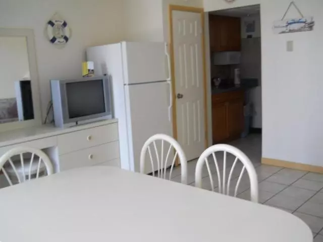 Le Boot Oceanfront Suites