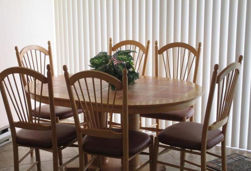 Le Boot Oceanfront Suites