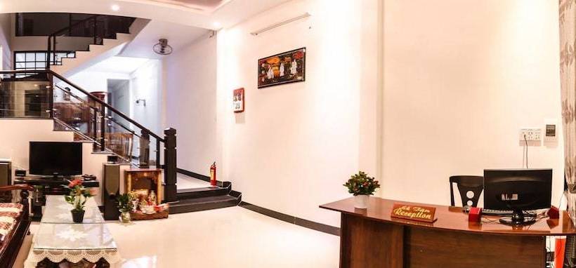 هاستل Little Leo