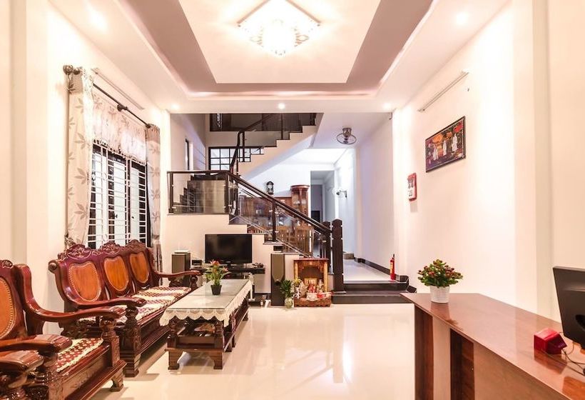 هاستل Little Leo