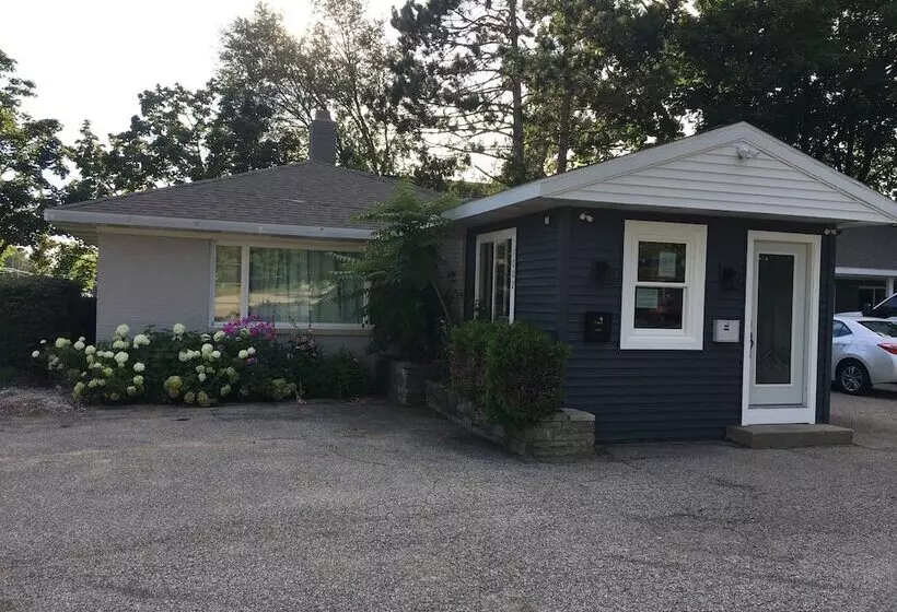 Motelli Lake Land Inn