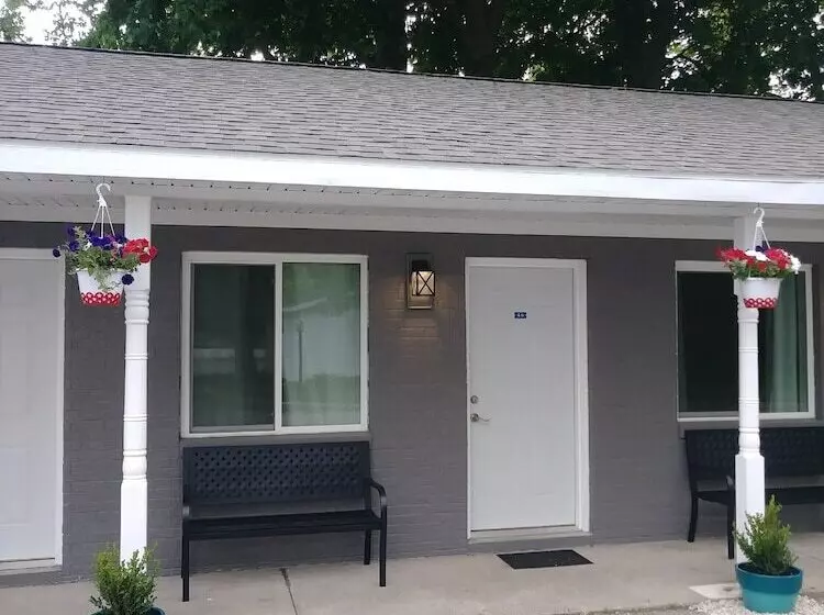 Motelli Lake Land Inn