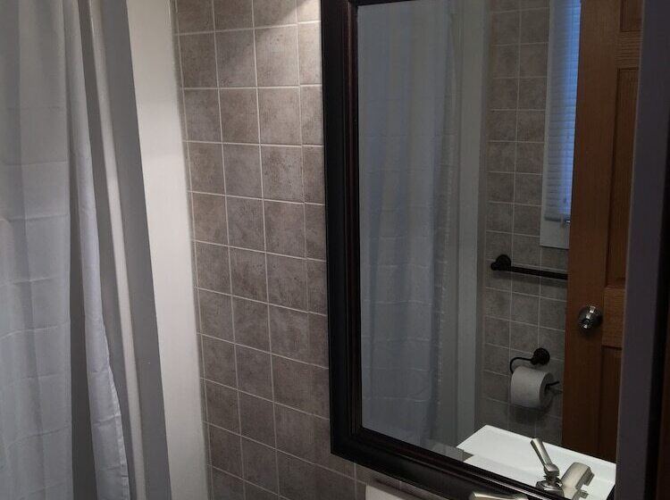 Мотель Lake Land Inn