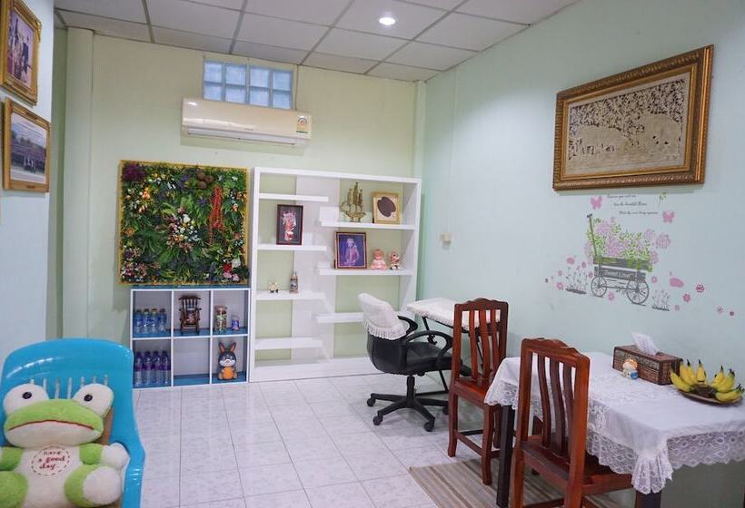 פנסיון Garden Homestay Suratthani