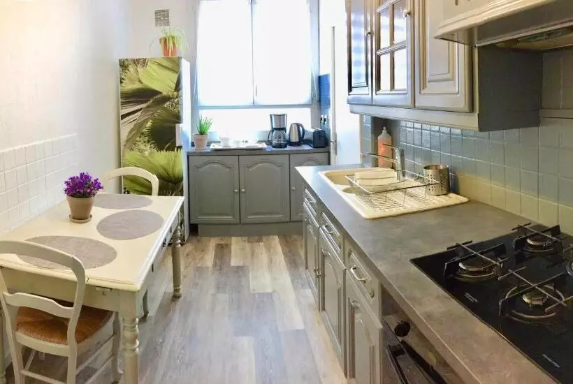 ペンション Naturalbnb   Chambres D Hôtes Au Calme Avec Clim   Parking Gratuit Et Sécurisé   Garage Vélos Et Mot