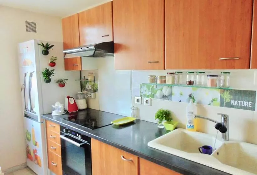 ペンション Naturalbnb   Chambres D Hôtes Au Calme Avec Clim   Parking Gratuit Et Sécurisé   Garage Vélos Et Mot