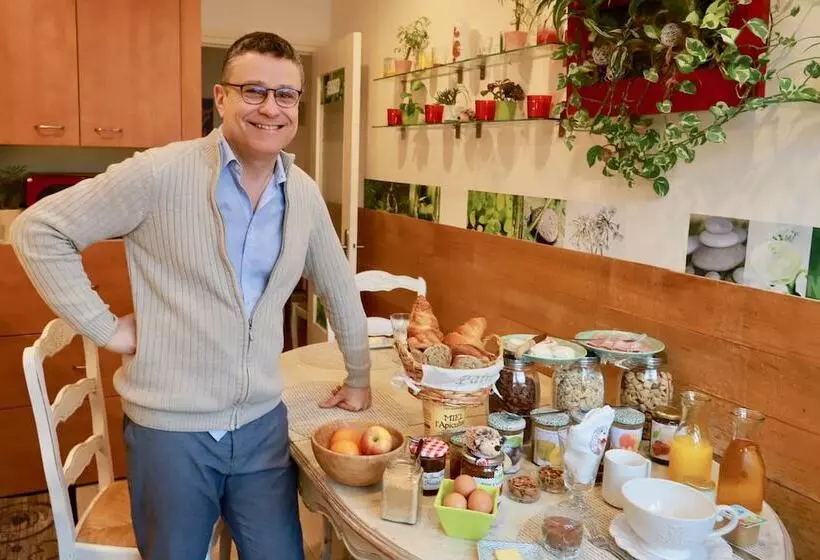 ペンション Naturalbnb   Chambres D Hôtes Au Calme Avec Clim   Parking Gratuit Et Sécurisé   Garage Vélos Et Mot