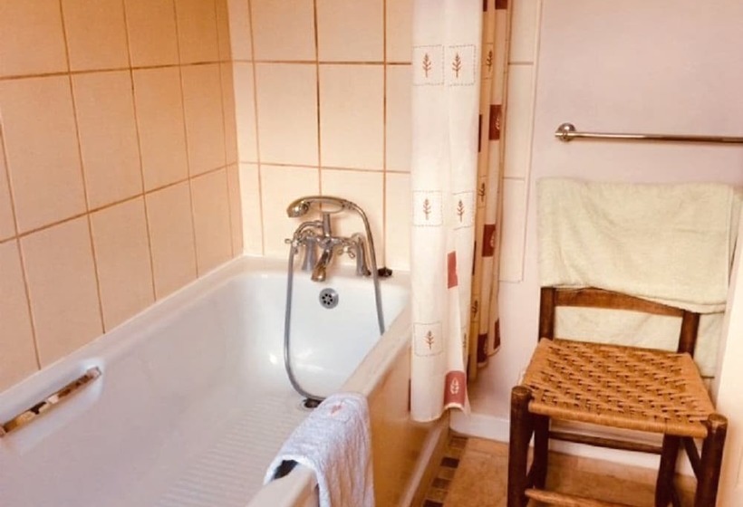 Bed and Breakfast Arbor Low