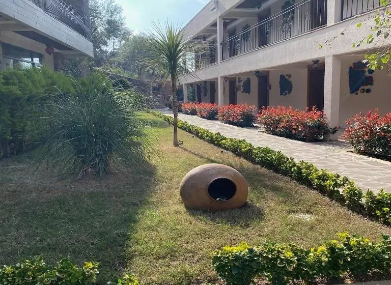 Aamiaismajoitus (B&B) Assos Longevity