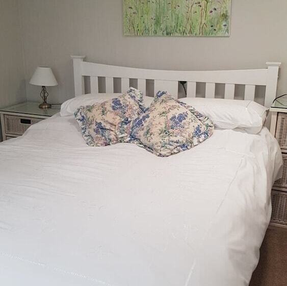 ベッドアンドブレックファースト Holly House