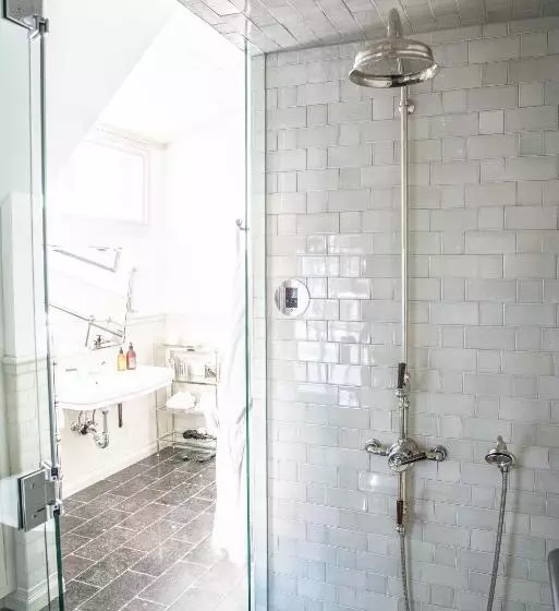 Hostelli Public House Lofts