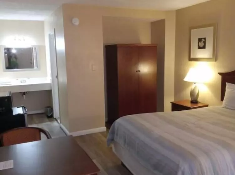 ホテル Apm Inn And Suites