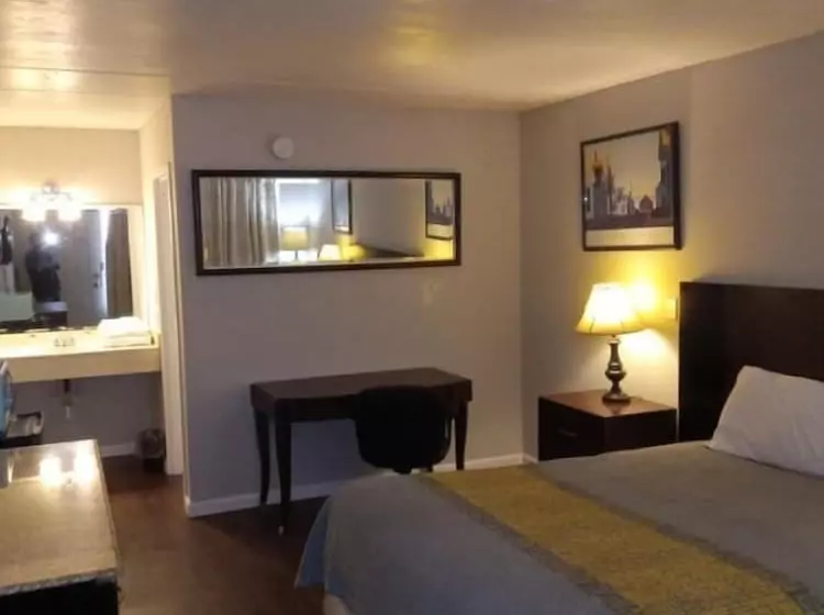 ホテル Apm Inn And Suites