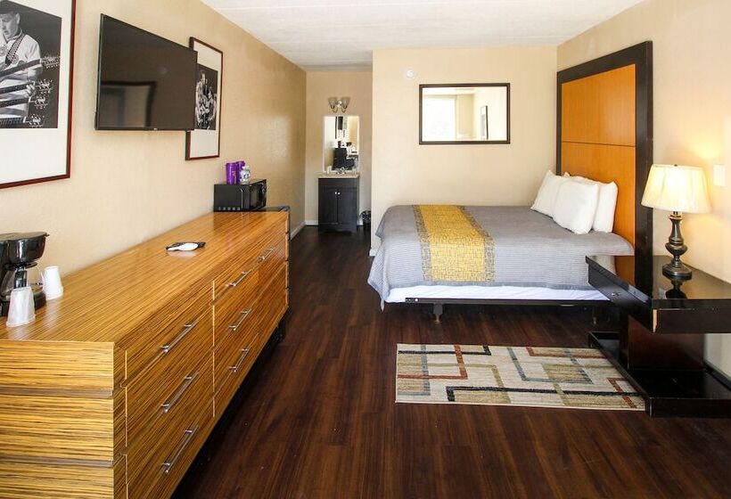 酒店 Apm Inn And Suites