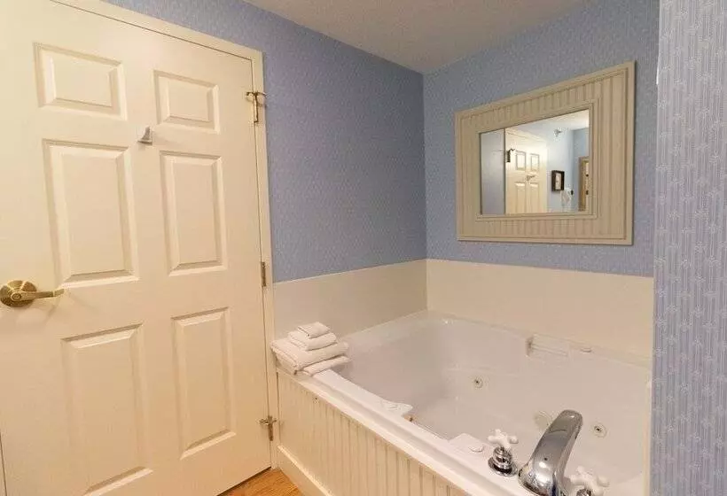 Hotelli Essenhaus Inn & Conf. Center