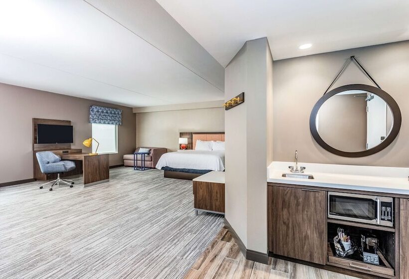 호텔 Hampton Inn & Suites Kittery Portsmouth