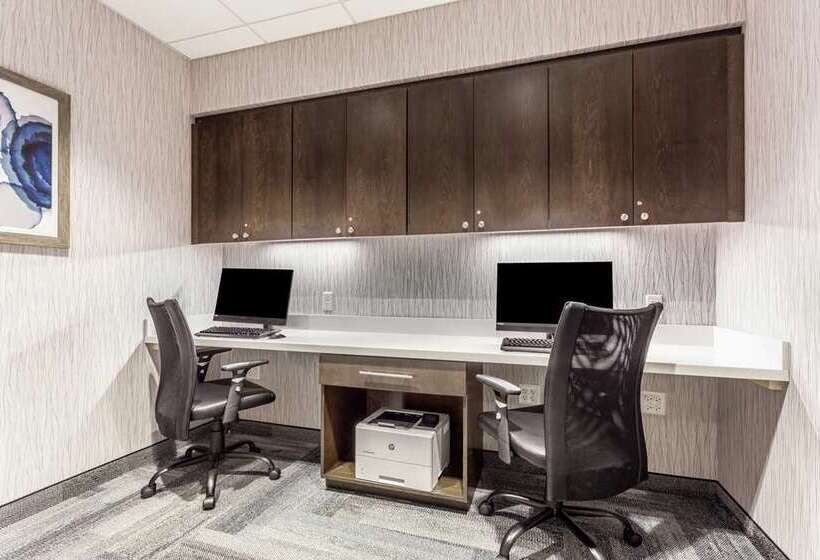 호텔 Hampton Inn & Suites Kittery Portsmouth