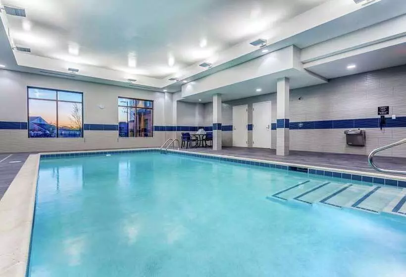 Hotelli Hampton Inn & Suites Kittery Portsmouth