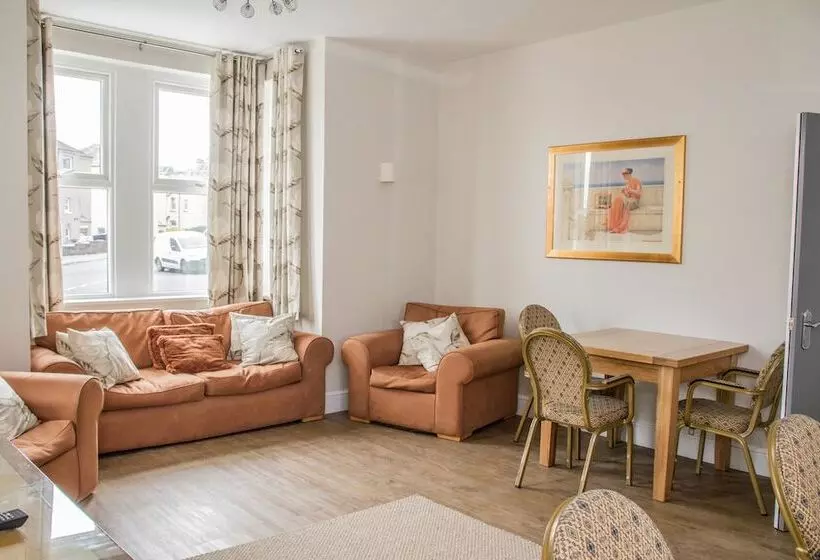 Hotelli Keld Green House