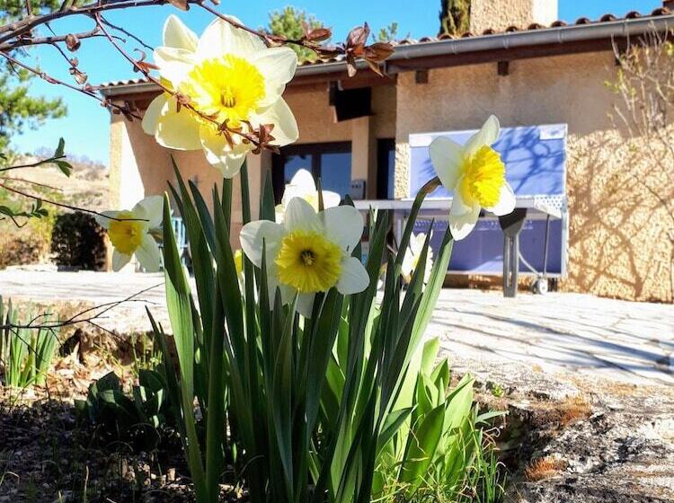 בית מלון כפרי Vvf Drôme Provence, Montbrun Les Bains