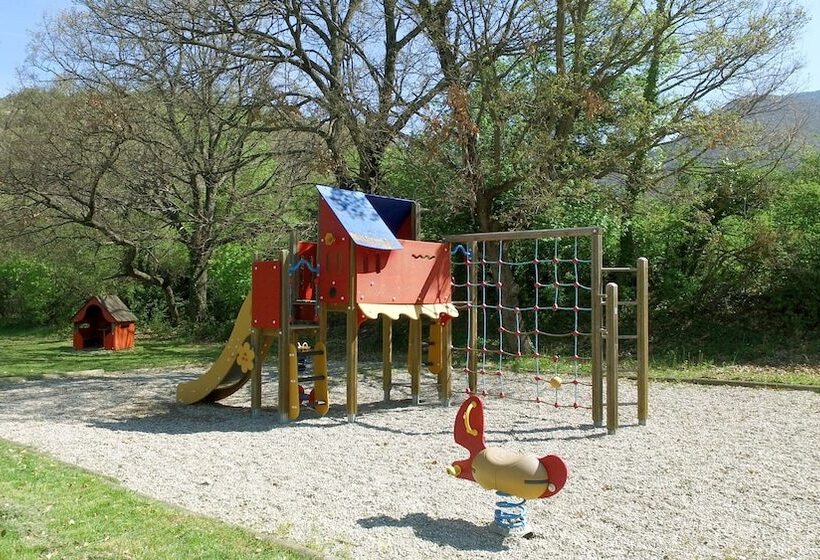 בית מלון כפרי Vvf Drôme Provence, Montbrun Les Bains