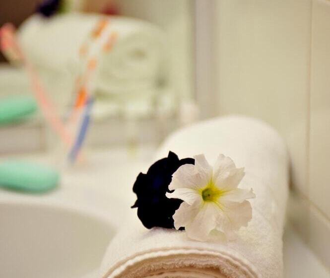 בית מלון כפרי Vvf Drôme Provence, Montbrun Les Bains