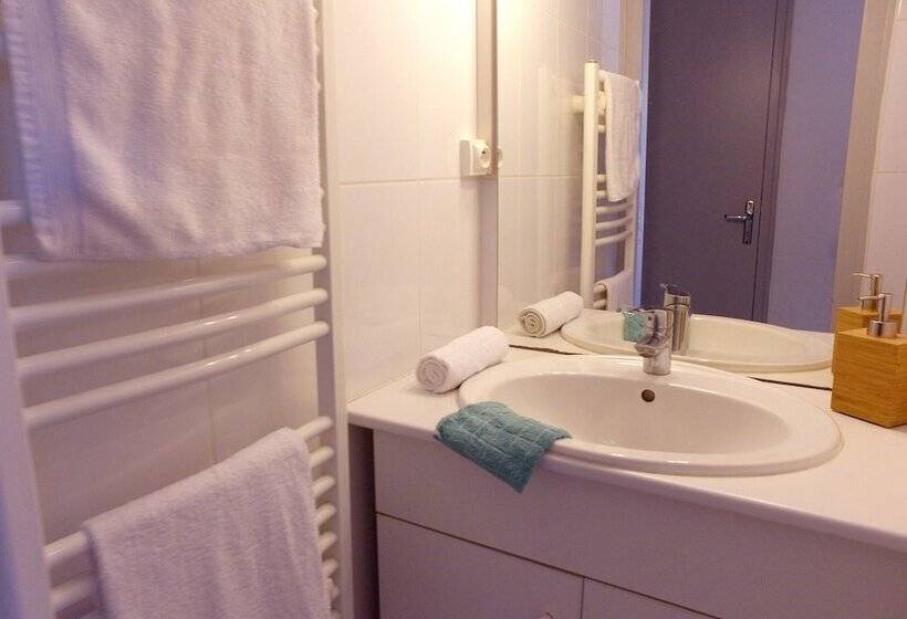 בית מלון כפרי Vvf Drôme Provence, Montbrun Les Bains