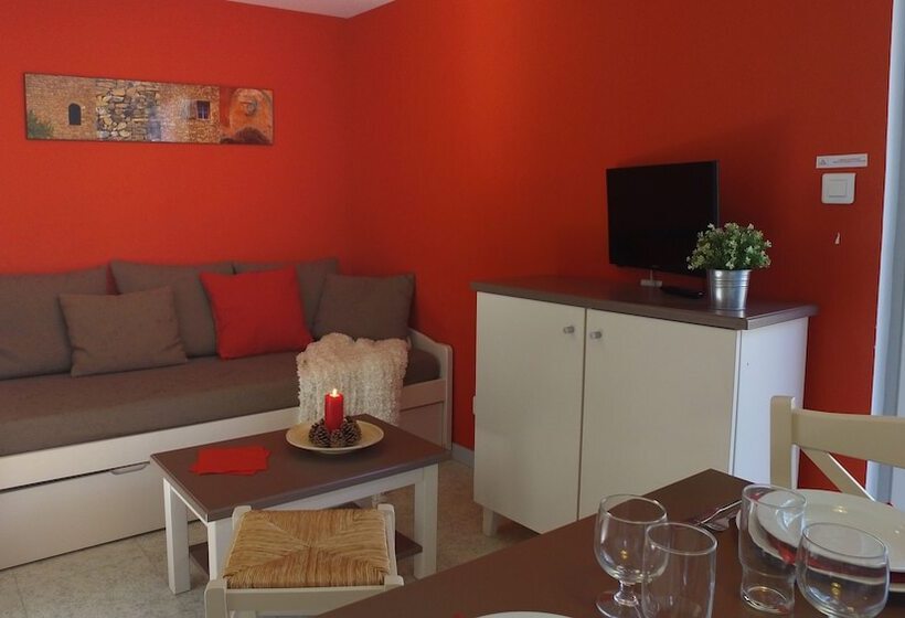 בית מלון כפרי Vvf Drôme Provence, Montbrun Les Bains