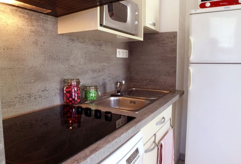 בית מלון כפרי Vvf Drôme Provence, Montbrun Les Bains