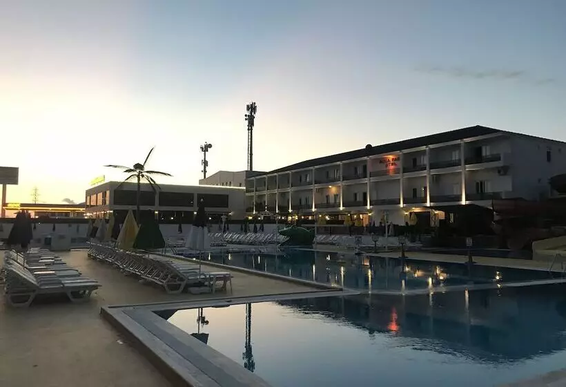 Karasu Aqua Park Otel