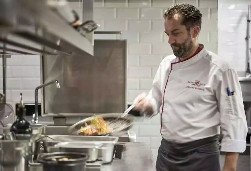 ペンション Chateau Saint Roux Le Lucle Cannet Des Maures