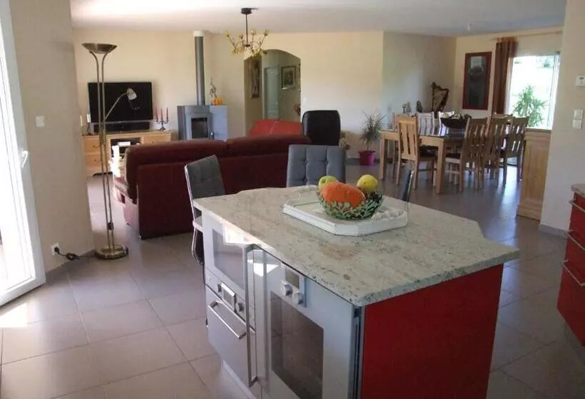 ベッドアンドブレックファースト Chez Christiane Et Gerard