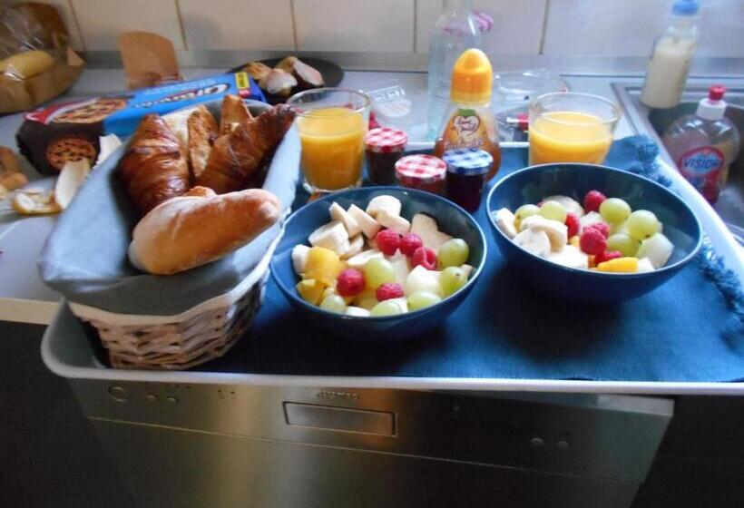 ベッドアンドブレックファースト Chez Lulu