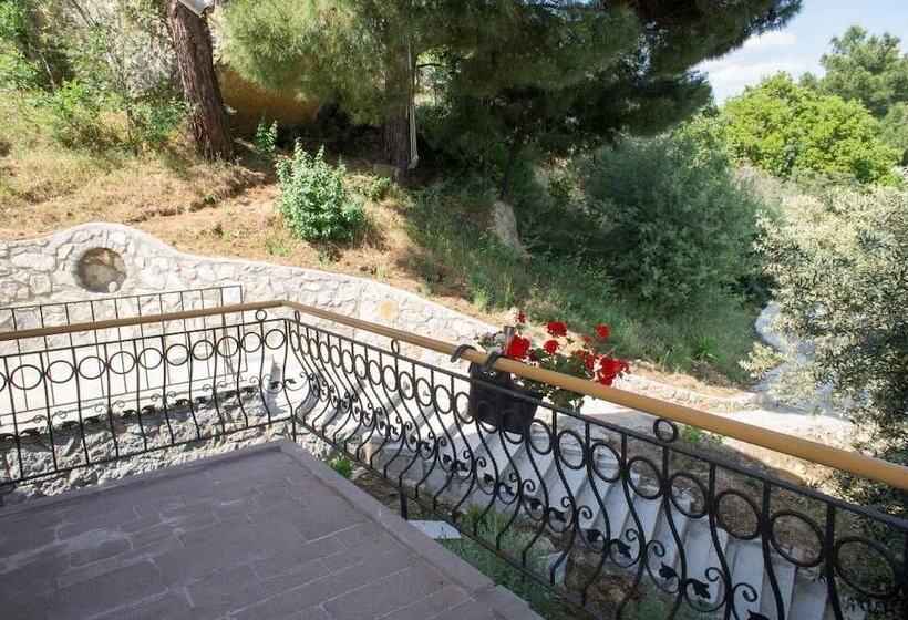 Bed and Breakfast Farmidaya Biotel