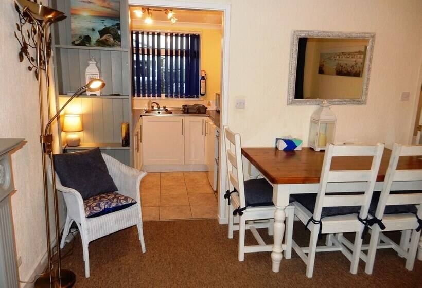 Dartmouth Chalet Holidays