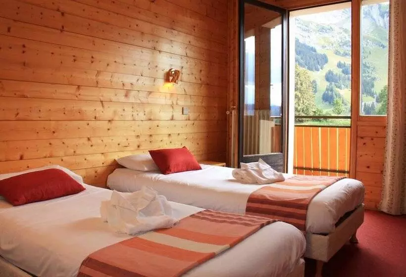 ホテル Azureva La Clusaz Les Confins