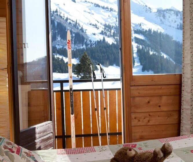 فندق Azureva La Clusaz Les Confins