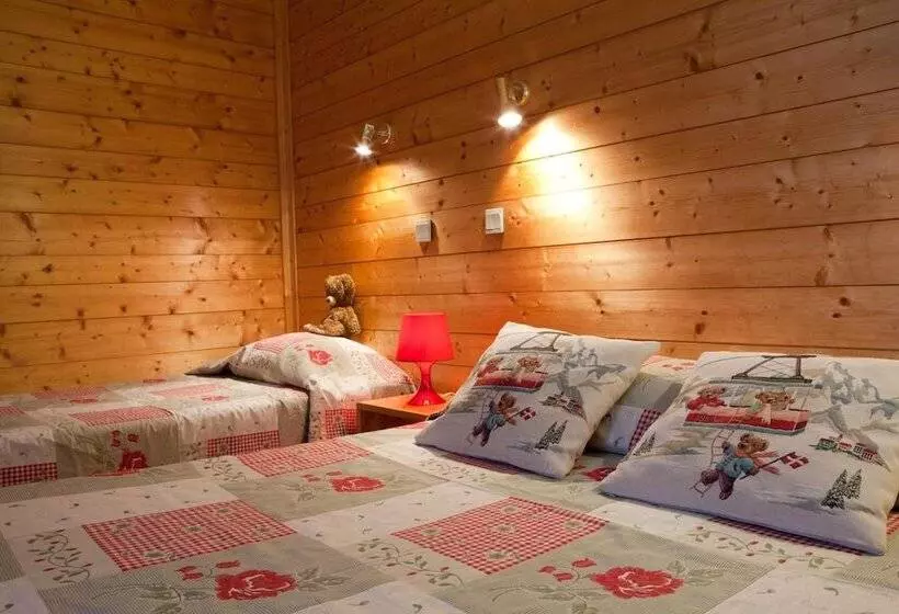 ホテル Azureva La Clusaz Les Confins