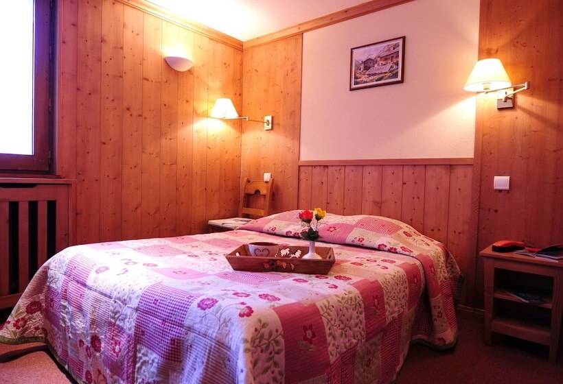 فندق Azureva La Clusaz Les Confins