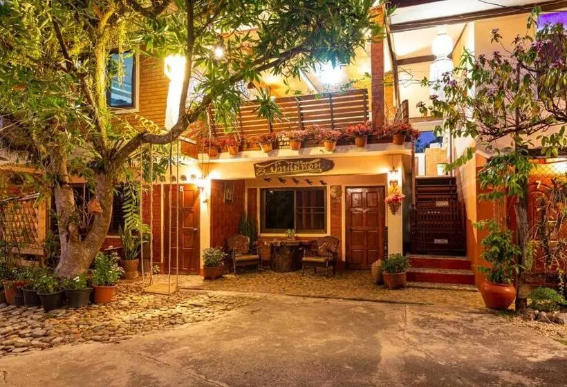 Hotelli Baan Maihorm Guesthouse