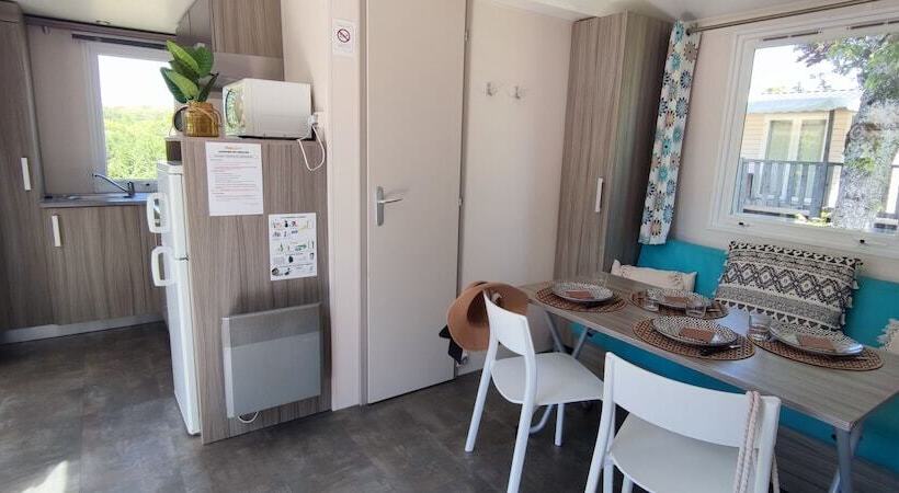 هتل Camping De Châlons En Champagne