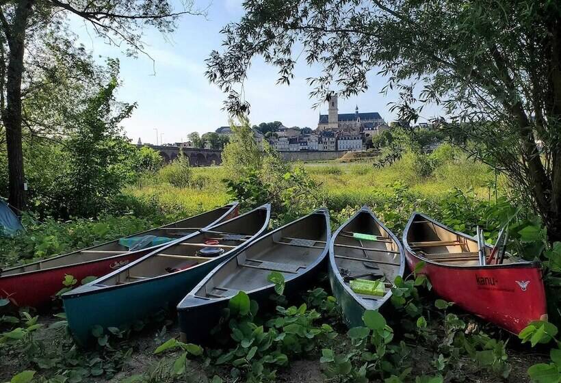 호텔 Camping De Nevers