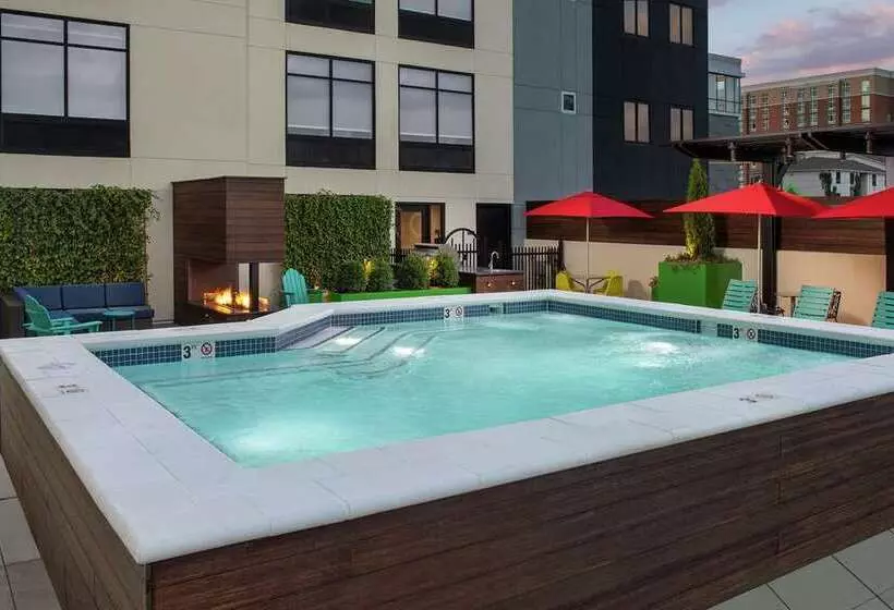 هتل Home2 Suites By Hilton Nashville Downtown Convention Center